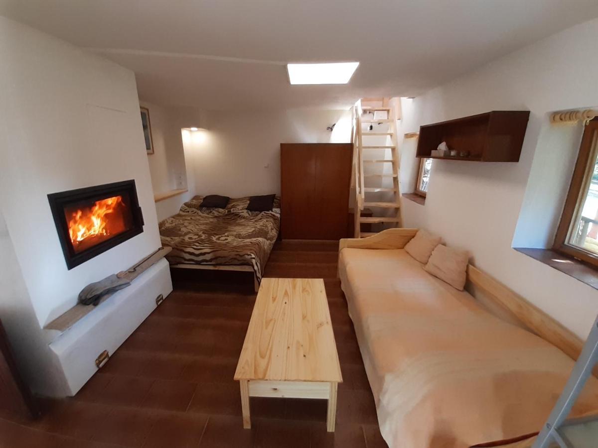 Holiday Home Zajicovi Rabyne Экстерьер фото
